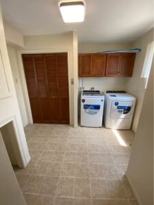 19 bs laundry